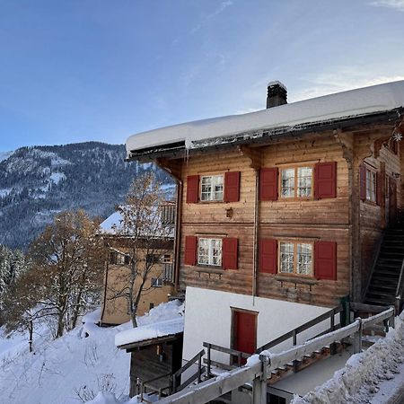 Bambi Lodge Ferienwohnung Auf Knapp 1400 M Nahe Arosa Peist Luaran gambar